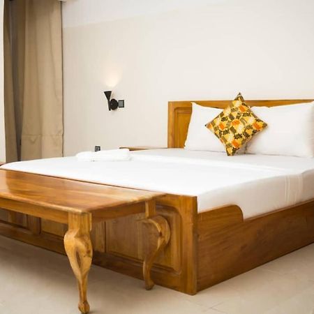 Elogia Hotel Ломе Екстер'єр фото
